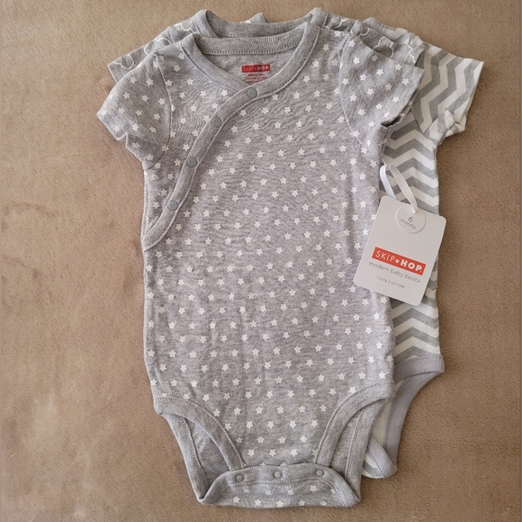 Skip Hop Modern Baby Basics Grey 3 Pack Bodysuit  Size 6 Months (Unisex) *NWT - Picture 7 of 8